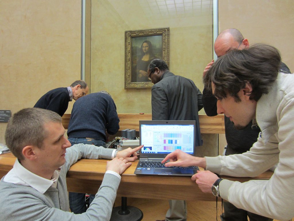 Assessment of the final lighting exposition of Mona Lisa, adjustments on the spectrum, the intensity, and color deviation during on-site tests with the Curator